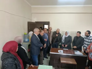 «ماليش فيه .. المشكلة تتحل فوري» .. وزير الري يتدخل لحل مشكلة موظفة ببنها