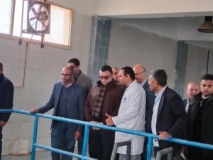 وزير الإسكان يتفقد مشروعات المياه بالقناطر الخيرية (صور)