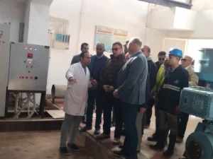 وزير الإسكان يتفقد مشروعات المياه بالقناطر الخيرية (صور)