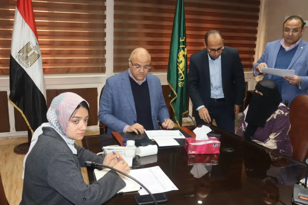 محافظ القليوبية: حملات مكثفة على بيع الألعاب النارية وتحرير محاضر غلق فورية محافظ القليوبية: حملات مكثفة على بيع الألعاب النارية وتحرير محاضر غلق فورية