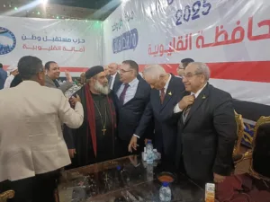 مائدة وطن واحد.. إفطار 10 ألاف صائم بشبرا الخيمة - صور