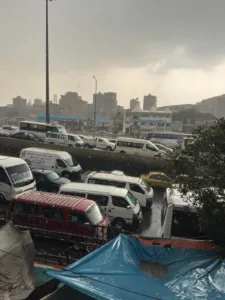 أمطار غزيرة تضرب القليوبية والمحافظة ترفع حالة الطوارئ