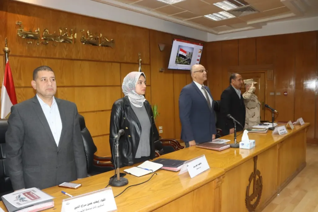 محافظ القليوبية يوجه برفع حالة التأهب خلال عيد الفطر لمواجهة مخالفات البناء