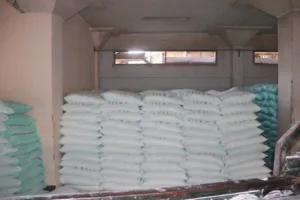 محافظ القليوبية يتابع الأسواق للاطمئنان على توافر السلع الغذائية بمدن طوخ وبنها