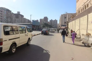 محافظ القليوبية يقود حملة لتنظيم مواقف سيارات السوزوكي بمدينة بنها