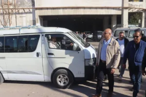 محافظ القليوبية يقود حملة لتنظيم مواقف سيارات السوزوكي بمدينة بنها