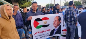 أهالي بنها ينظمون وقفة تضامنية لنصرة القضية الفلسطينية