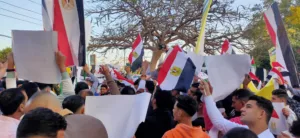 أهالي بنها ينظمون وقفة تضامنية لنصرة القضية الفلسطينية