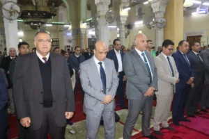 محافظ القليوبية يشهد احتفالية الأوقاف بذكرى العاشر من رمضان بمسجد ناصر ببنها