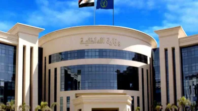 كشف ملابسات تداول فيديو بقيام أشخاص بترويج المخدرات بشبرا الخيمة كشف ملابسات تداول فيديو بقيام أشخاص بترويج المخدرات بشبرا الخيمة