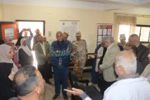 محافظ القليوبية يتابع انتظام سير العملية التعليمية بمدارس كفر شكر