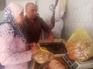قبل شم النسيم .. ضبط فسيخ ورنجة غير صالحة في حملة تموينية بالقليوبية