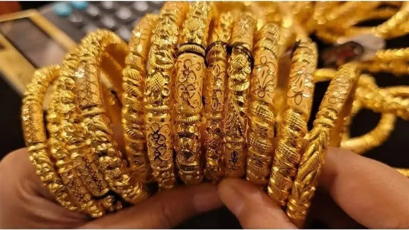أسعار الذهب تواصل التحليق في مصر الثلاثاء 22 أبريل 2025.. قفزة قوية لعيار 21 وسعر عالمي غير مسبوق أسعار الذهب تواصل التحليق في مصر الثلاثاء 22 أبريل 2025.. قفزة قوية لعيار 21 وسعر عالمي غير مسبوق