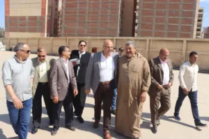 محافظ القليوبية يتفقد صوامع القمح ويؤكد المحصول مبشر والإنتاجية وفيرة