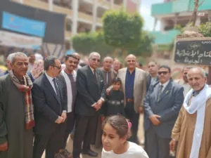 محافظ القليوبية يتفقد قافلة "إبراهيم بدران" الطبية المجانية ببلتان