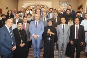 محافظ القليوبية يهنئ المسيحيين بعيد القيامة المجيد ويؤكد على وحدة النسيج الوطني - صور