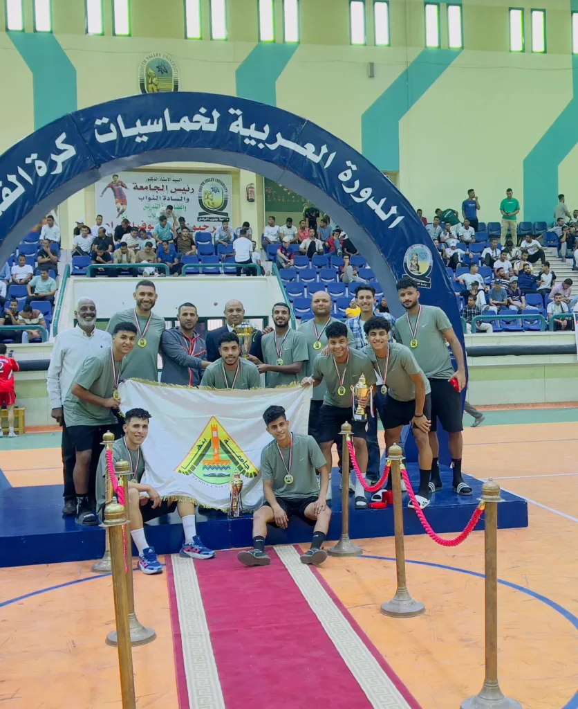 جامعة بنها تحصد كأس بطولة الدورة العربية لخماسيات كرة القدم للجامعات