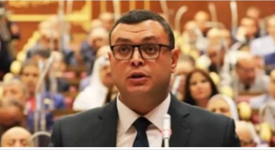 مشروع قانون الإيجارات القديمة يثير الجدل.. ووزير الإسكان يطمئن المواطنين: لا إخلاء أو إقصاء مشروع قانون الإيجارات القديمة يثير الجدل.. ووزير الإسكان يطمئن المواطنين: لا إخلاء أو إقصاء