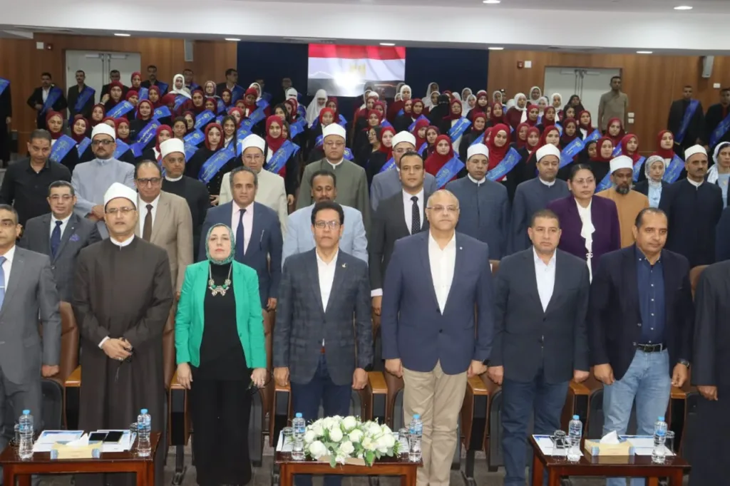 محافظ القليوبية ورئيس جامعة بنها يشهدان ندوة عن "البناء الفكري وتصحيح المفاهيم" محافظ القليوبية ورئيس جامعة بنها يشهدان ندوة عن "البناء الفكري وتصحيح المفاهيم"