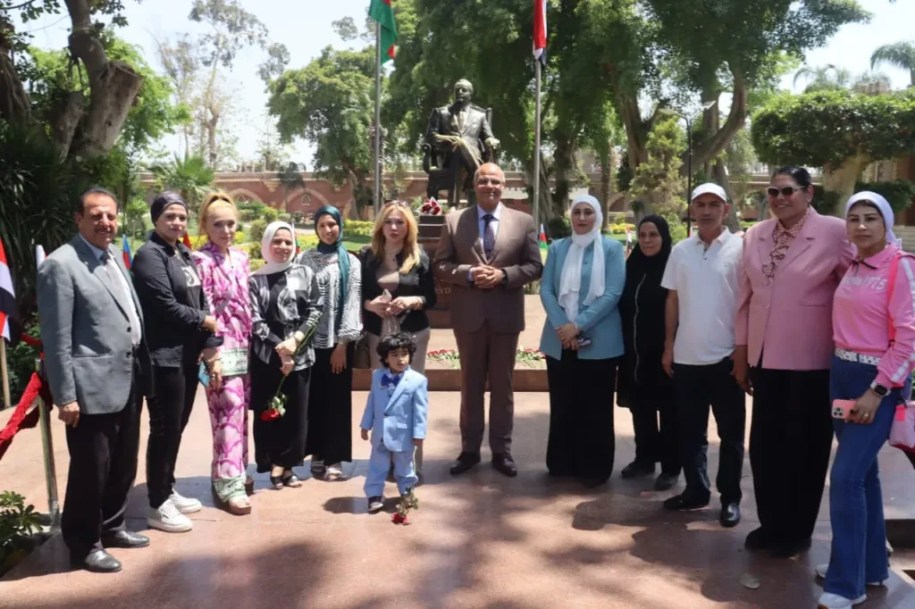 محافظ القليوبية يستقبل سفير أذربيجان بالقناطر الخيرية - صور محافظ القليوبية يستقبل سفير أذربيجان بالقناطر الخيرية - صور