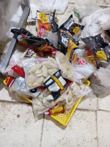 ضبط 12 طن دواجن فاسدة داخل مصنع غير مرخص بالقليوبية
