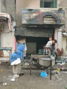 السيطرة على حريق محدود بمحل دواجن ببنها