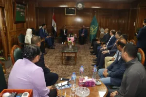محافظ القليوبية يستقبل المدير التنفيذى للاكاديمية الوطنية للتدريب وتاهيل الشباب