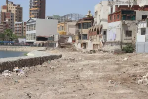 لتسريع وتيرة العمل.. محافظ القليوبية يتفقد أعمال إنشاء ممشى أهل مصر - صور