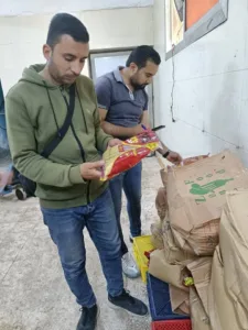 ضبط 180 كيس برجر منتهي الصلاحية بحملة ببنها