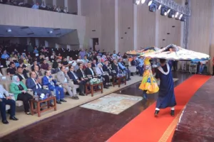 جامعة بنها تكرم المستشار مصطفى عبد الحميد فرج على هامش مهرجان تحالف اتحاد جامعات القاهرة الكبرى