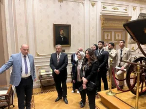 طلاب جامعة بنها في زيارة لمجلس النواب المصري - صور
