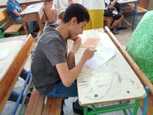 تنظيم جلسات تدريب لطلاب الصف الثالث الإعدادي على نظام البوكليت بالقليوبية