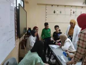 جامعة بنها تواصل قوافلها الطبية بمدارس القليوبية - صور