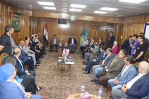 وزير الشباب والرياضة يصل القليوبية لبدء جولة تفقدية موسعة بالمحافظة - صور