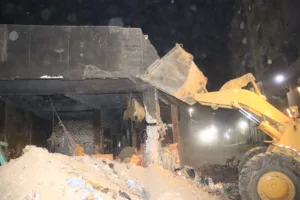 محافظ القليوبية يتفقد مشروعات تطوير ورصف وإزالة إشغالات بشبرا الخيمة