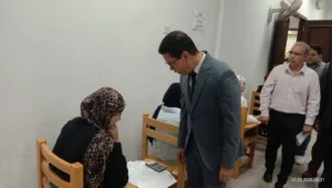 رئيس جامعة بنها يتفقد سير الامتحانات بكليتي الآداب والتجارة