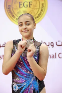بطلة من ذهب.. "لارا أبوسريع" تحصد فضية الجمهورية في الجمباز