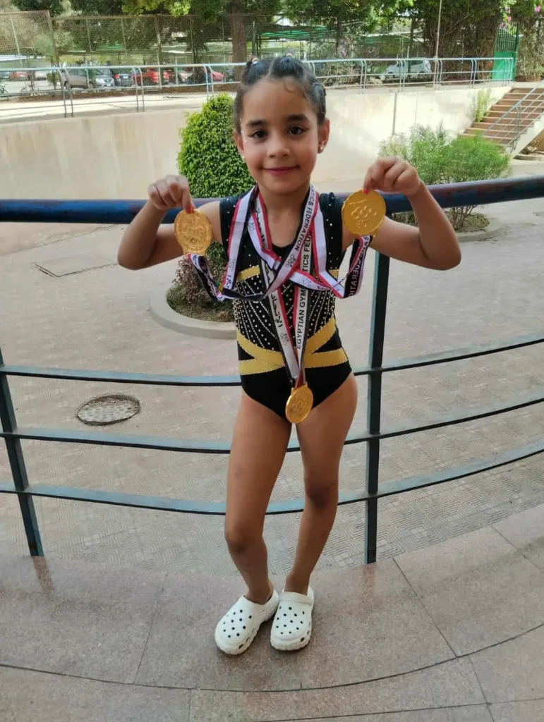 مريم محمود تحصد المركز الأول والميدالية الذهبية في بطولة الجمهورية للجمباز الفني