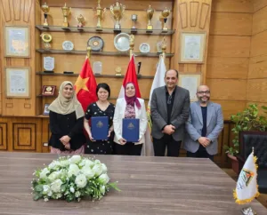 بروتوكول تعاون بين جامعة بنها والمركز الصيني لتبادل اللغة