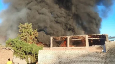 السيطرة على حريق اندلع في مخزن لتخزين البلاستيك بالخانكة - صور السيطرة على حريق اندلع في مخزن لتخزين البلاستيك بالخانكة - صور