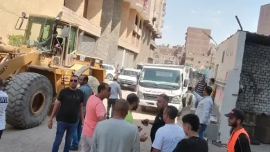 في استجابة سريعة من محافظ القليوبية.. حملة مكبرة لرفع الإشغالات بشارع 135 بحي غرب شبرا الخيمة - صور