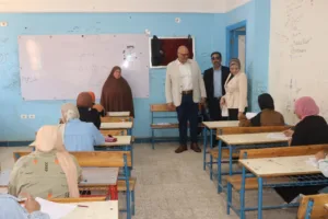 محافظ القليوبية يتفقد لجان الشهادة الإعدادية
