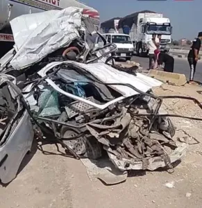 "الميكروباص بقى خردة".. مـ.صرع 16 شخصًا في حـ.ادث تصادم بالمنوفية - صور