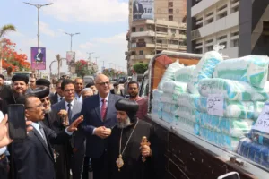 محافظ القليوبية يتفقد منافذ "خير مزارعنا لأهالينا" بمناسبة عيد الأضحى - صور