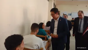 رئيس جامعة بنها يتفقد سير الامتحانات بكلية الحقوق - صور