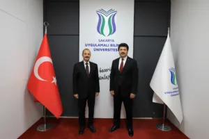 وفد جامعة بنها في زيارة لجامعة سكاريا للعلوم التطبيقية بتركيا