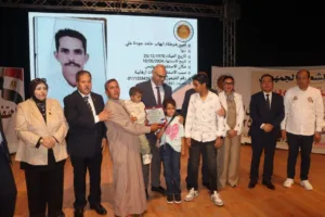 إحتفالاً بثورة ٣٠ يونيو...محافظي القليوبية والقاهرة يُشاركان في إحتفالية تكريم أسر الشهداء من الجيش والشرطة
