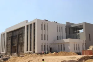 محافظ القليوبية يستقبل مساعد وزير الصحة لتفقد مستشفى شبين القناطر المركزي