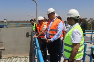 محافظ القليوبية يتفقد محطة معالجة صرف صحي نامول بطوخ