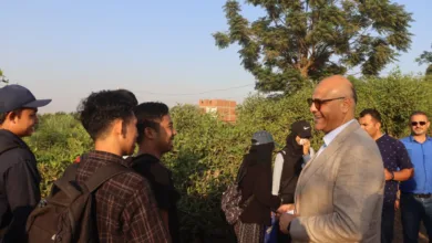 محافظ القليوبية يلتقي بسائحين أجانب خلال جولته بالقناطر الخيرية - صور محافظ القليوبية يلتقي بسائحين أجانب خلال جولته بالقناطر الخيرية - صور